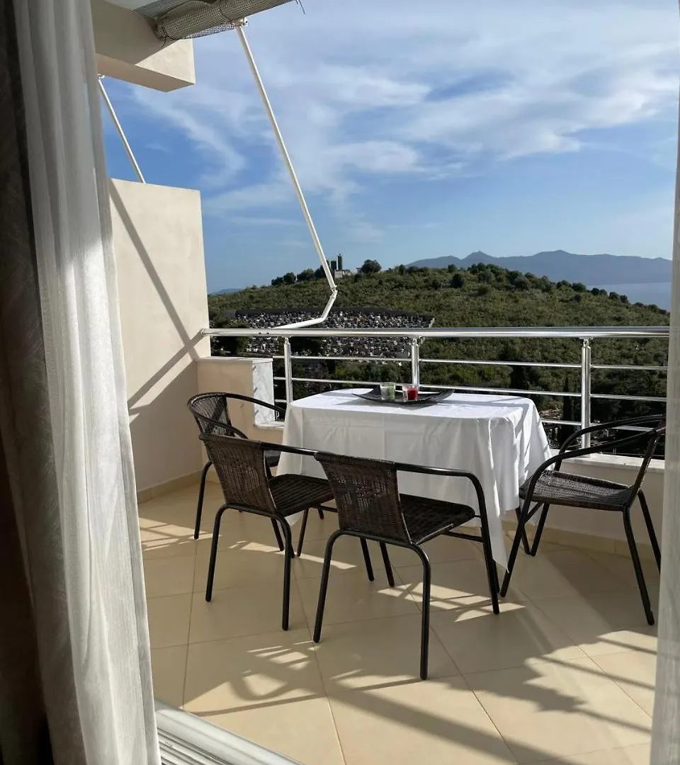 Seaside Apartments Sarande
