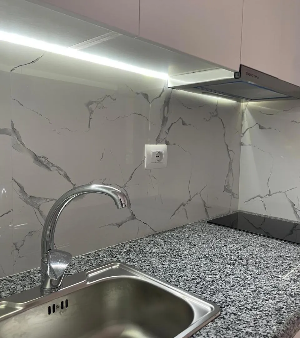 Seaside Apartments Sarande