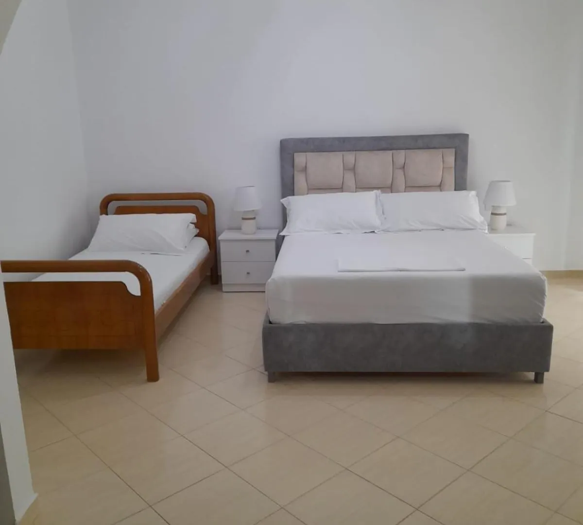 Seaside Apartments Sarandë 0*,